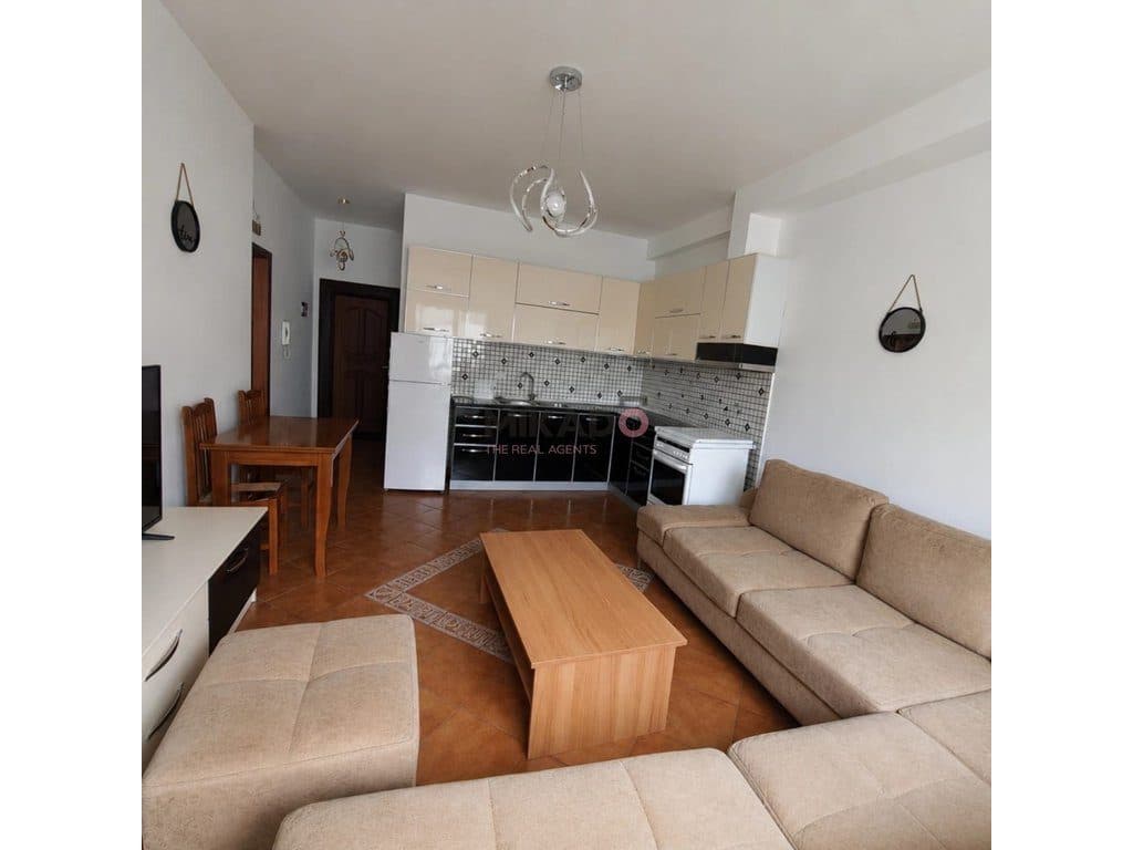 Apartament 1+1 me qira – Astir (tek Rrethi) ! 3