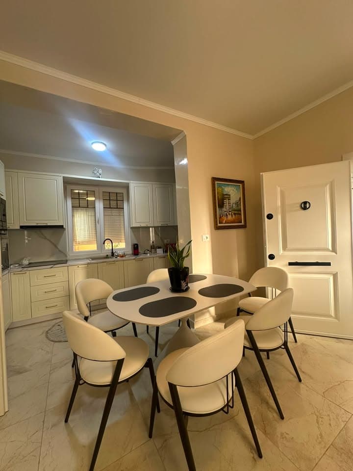 Apartament 1+1 me qira – Spitali Amerikan 2 ! 4