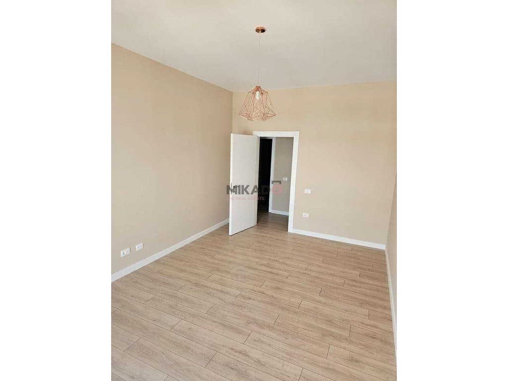 Shitet Apartament 2+1 - Rezidenca "Porta Tirana e Re" !