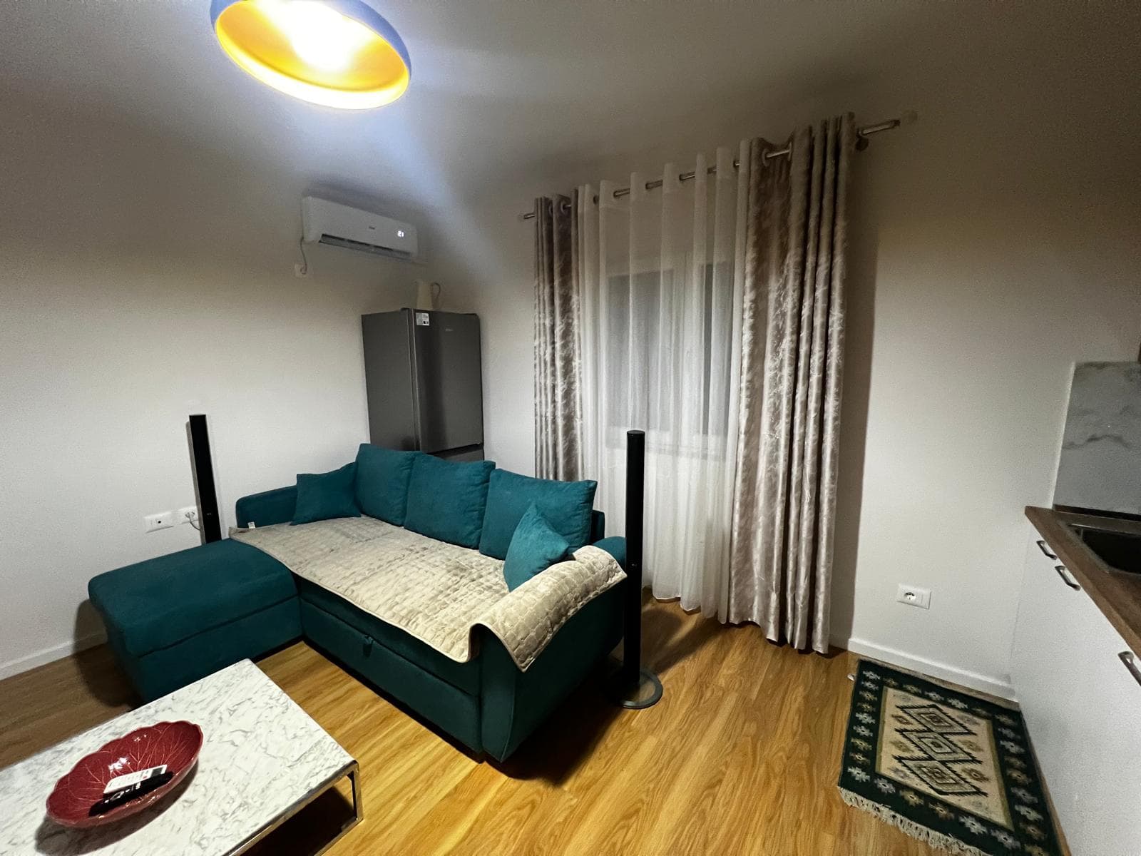 Apartament 1+1 me qira – pranë Shkollës së Baletit ! 2