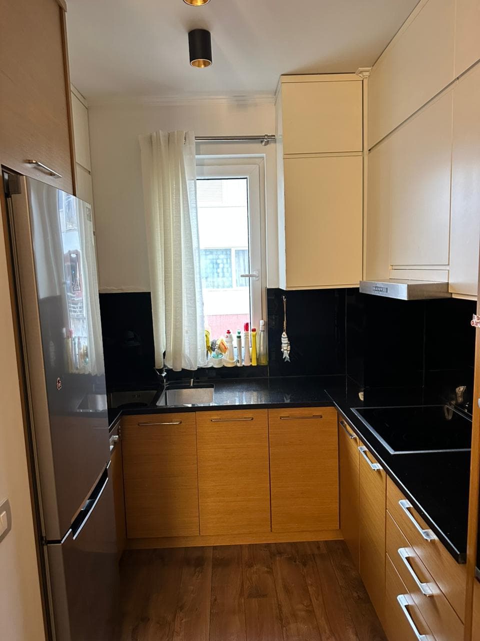 Jepet me Qira Apartament 1+1 në Fresk ! 3