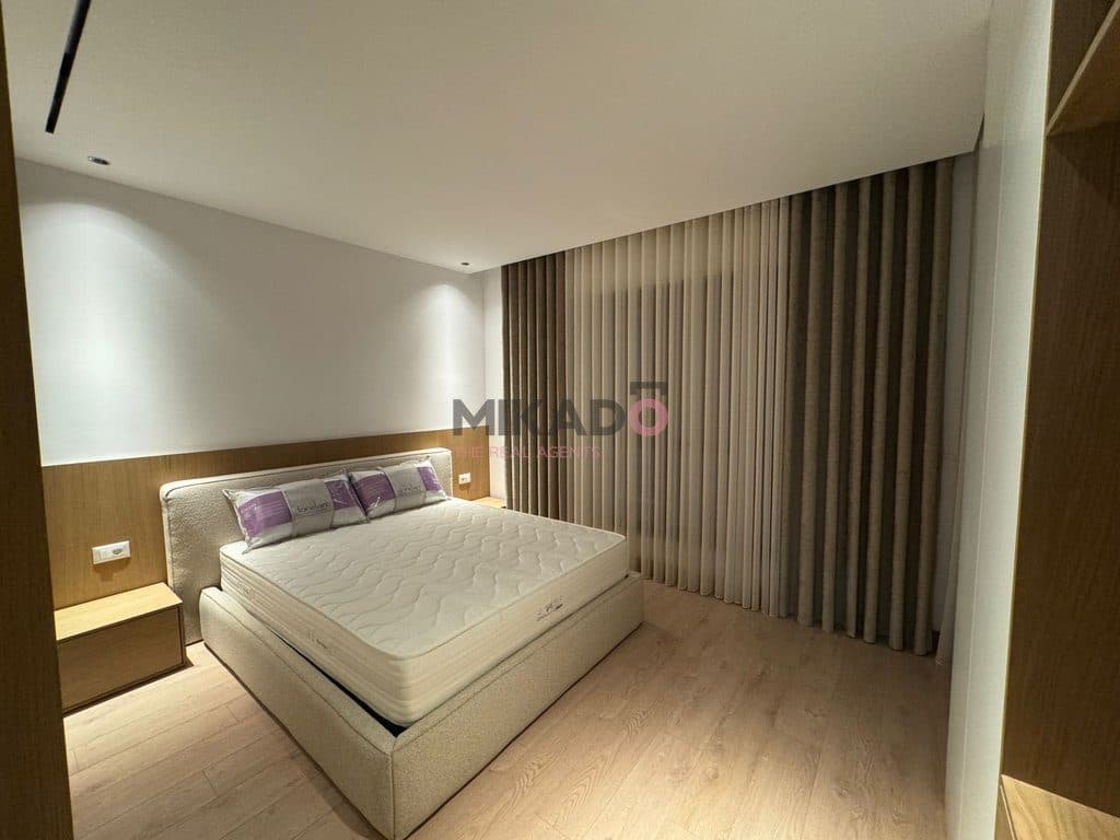 Apartament luksoz 1+1 me qira – Kryqëzimi i Komunës së Parisit ! 4