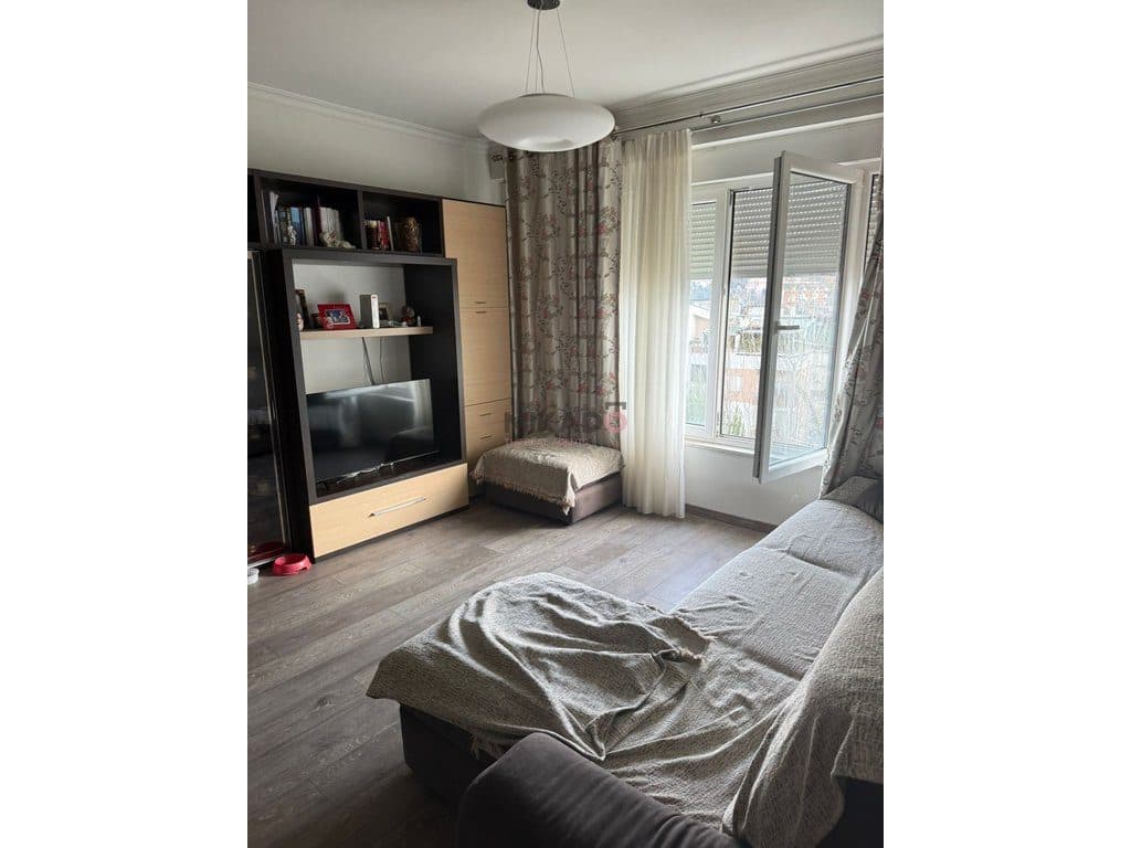 Shitet Apartament 2+1+2 tek Kompleksi FZ, Liqeni i Thate!