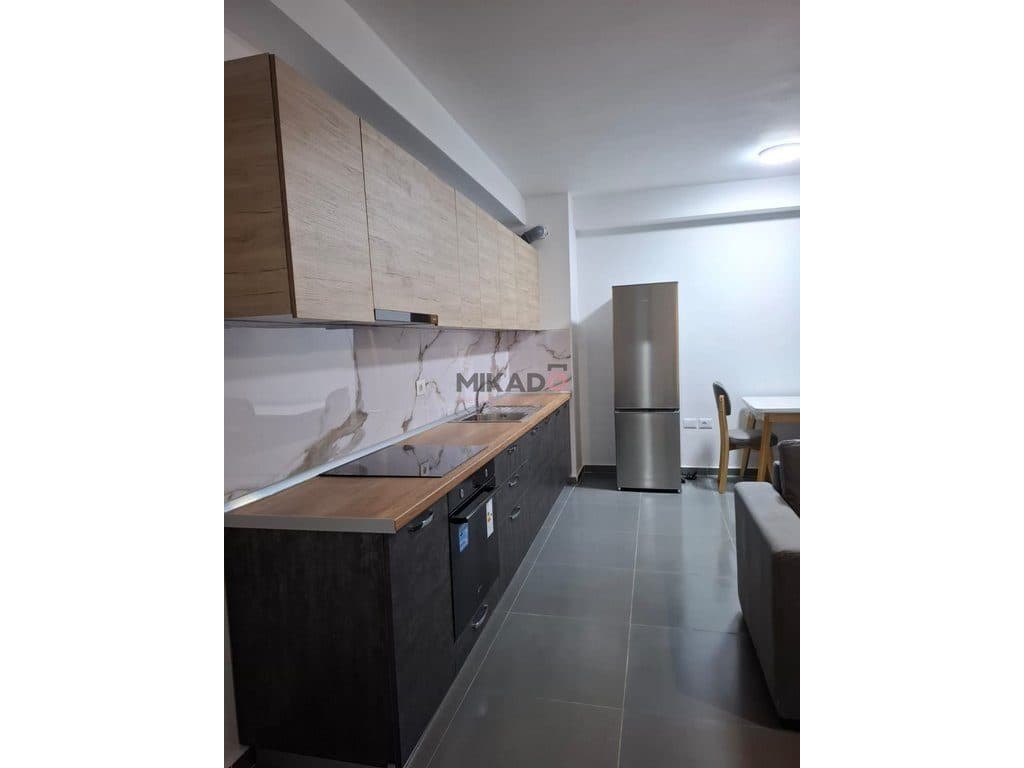 Apartament 3+1 me qira – Rruga 5 Maji ! 3