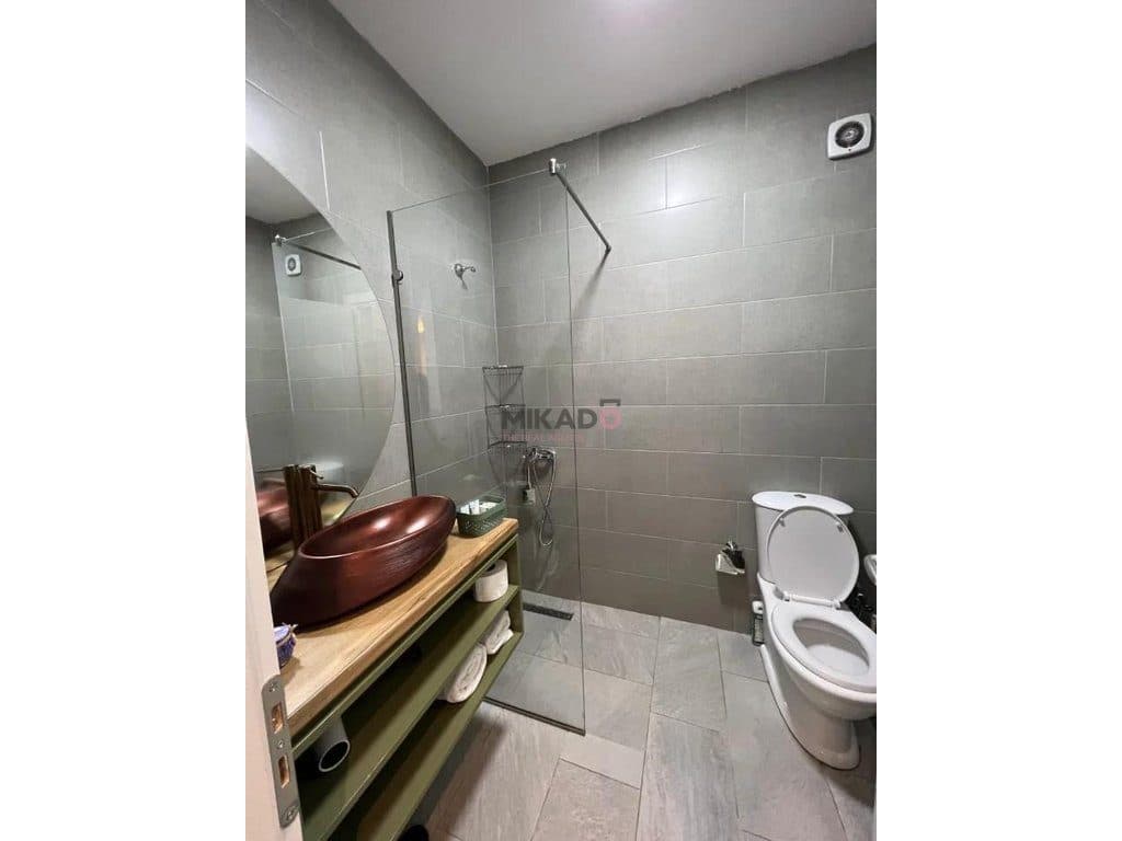 Apartament 1+1 me Qira me Ballkon – Ish-Stacioni i Trenit ! 4