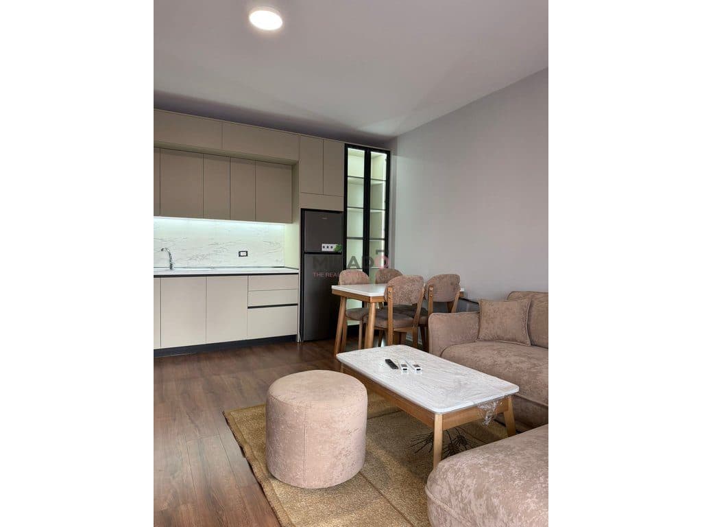 Jepet me Qira Apartament 1+1 – Rruga "Jordan Misja" ! 3
