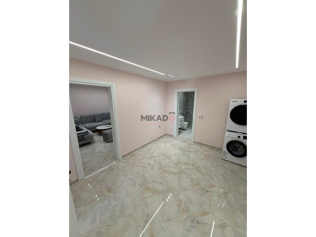 Apartament 2+1+2 + Parkim me Qira - Rruga e Elbasanit ! 3