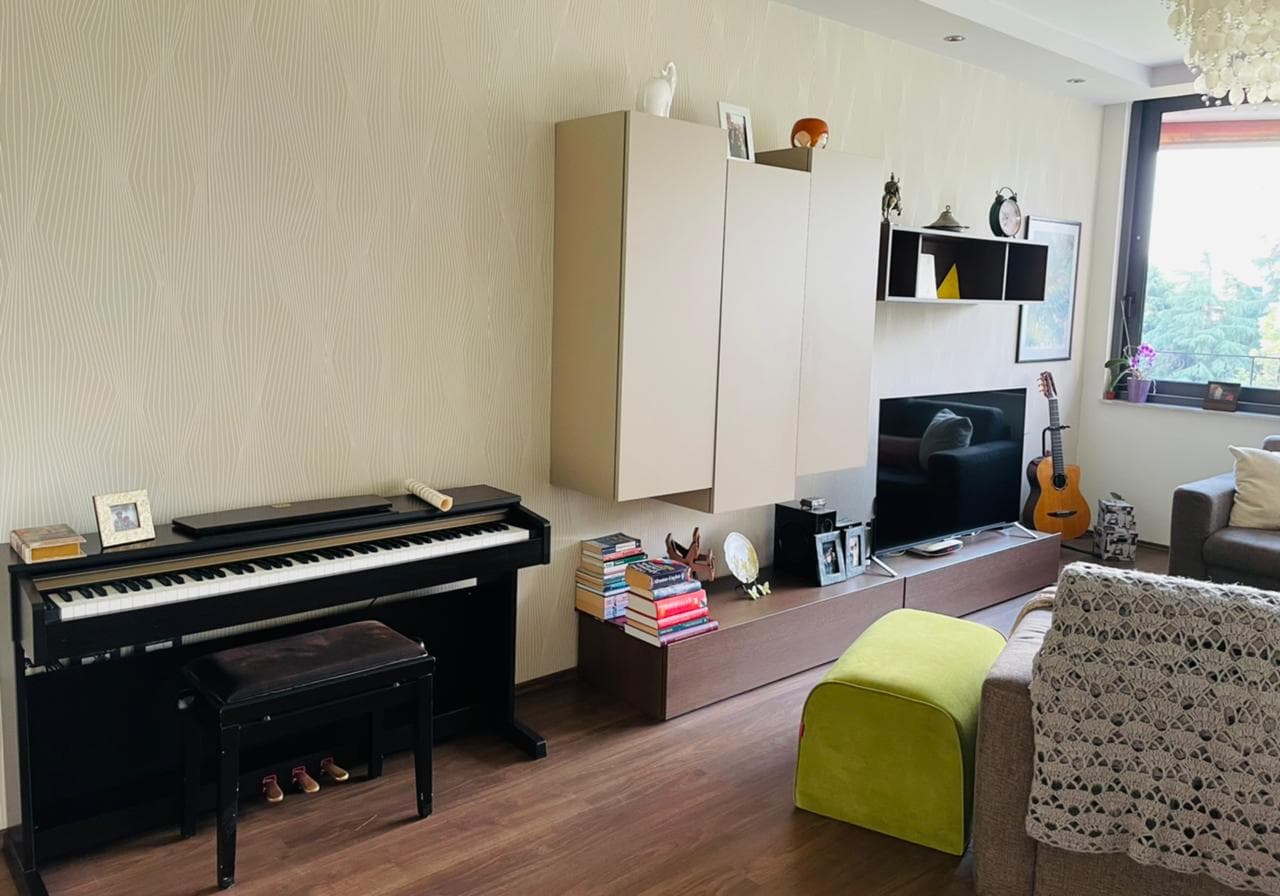 JEPET ME QIRA APARTAMENT 3+1+2 NE BLLOK! 2