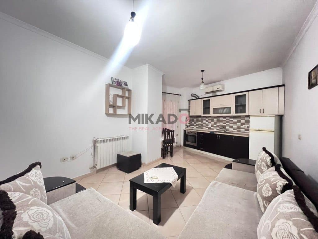 📌Jepet me Qira Apartament 1+1 – Rruga Xhanfize Keko !