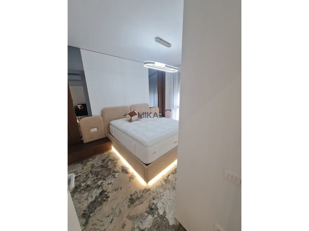 Jepet me qira apartament 1+1 tek Liqeni i Thate! 4