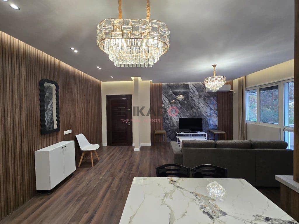 Shitet Apartament 2+1+2 tek Kopshti Botanik! 4
