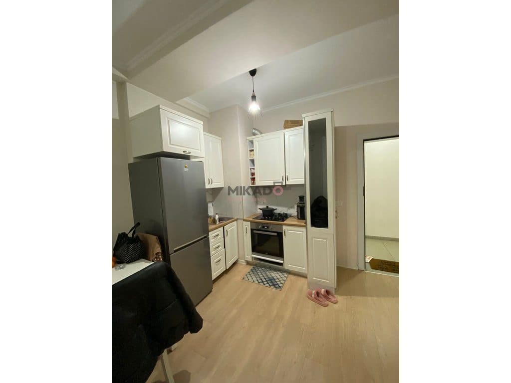 Jepet me Qira Apartament 1+1 + Ballkon – Tek 21 Dhjetori ! 2