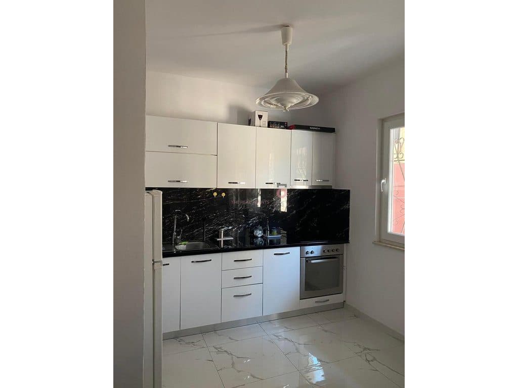 📌Apartament me Qira 1+1 📍 Afër Qendrës, Rruga e Dibrës! 2