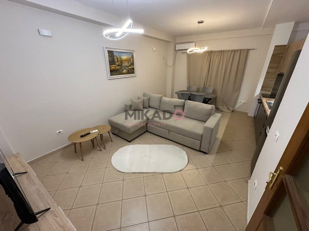 Shitet Apartament 2+1+2 - Don Bosko !