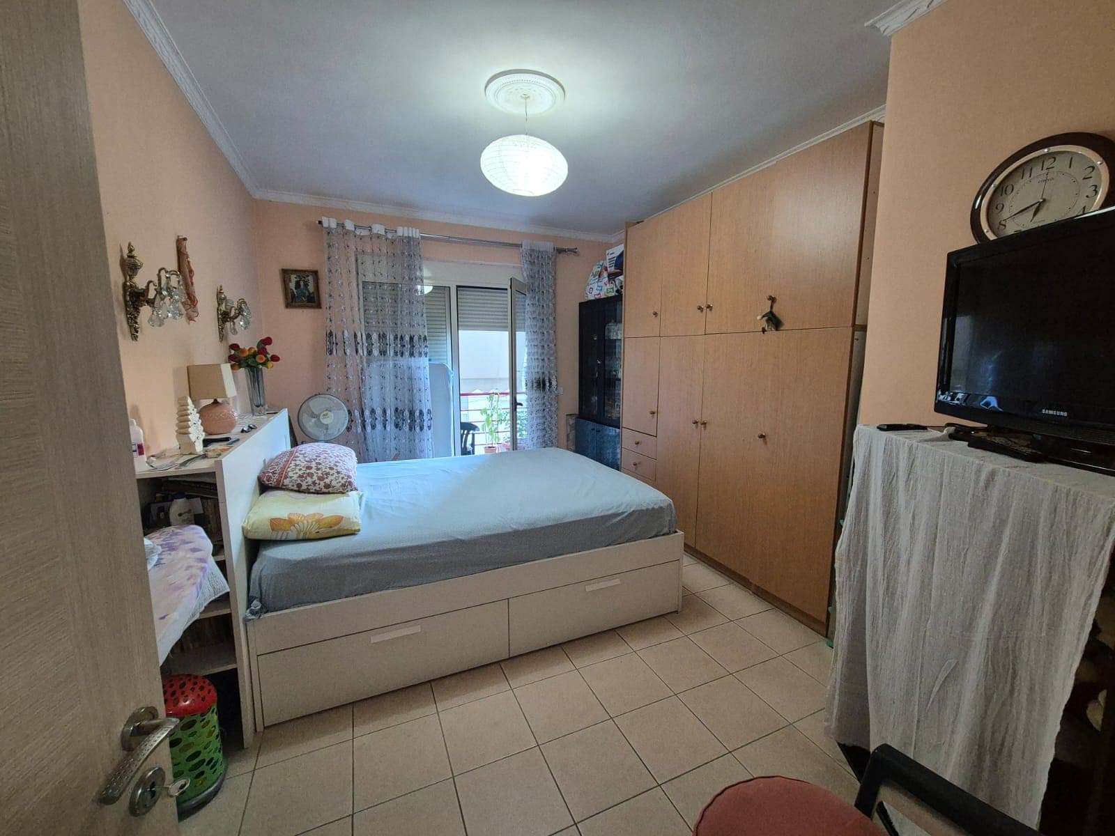Shitet apartament 2+1 tek Liqeni i Thate! 4