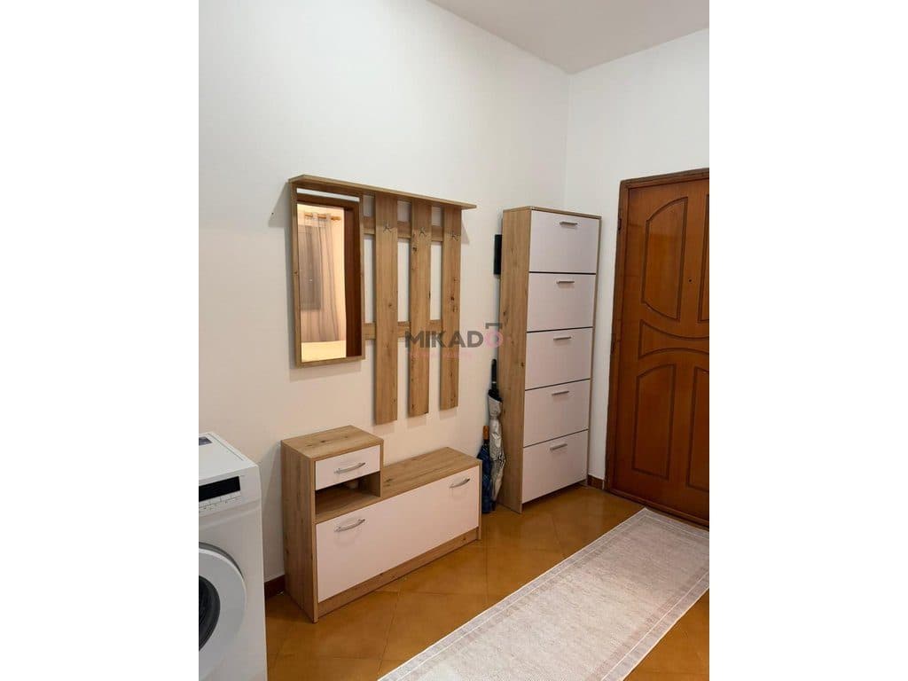 Jepet me Qira Apartament 1+1 + Ballkon – Komuna e Parisit ! 4
