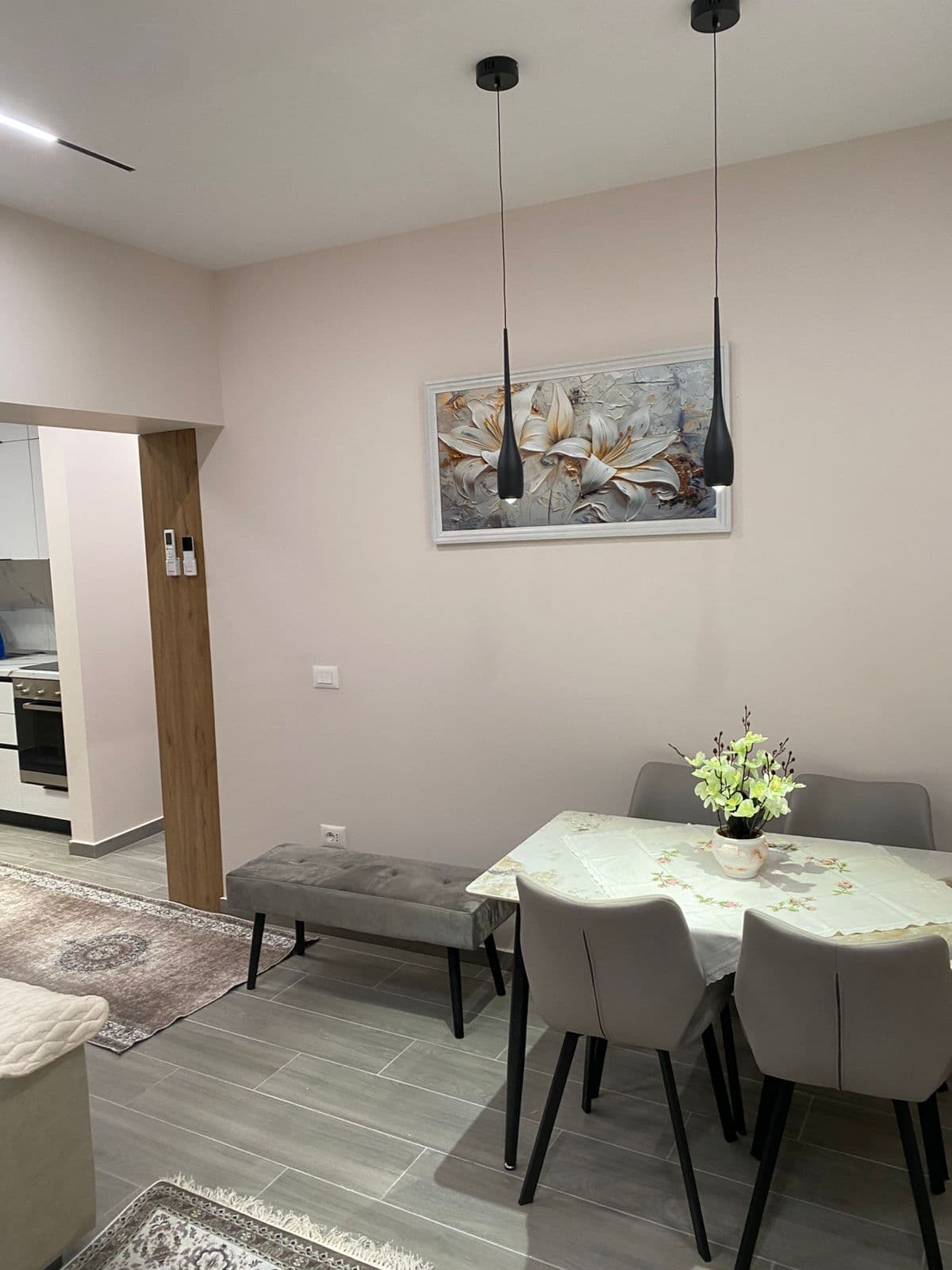 Apartament 1+1 me qira – Pranë Linceut, Rruga e Elbasanit ! 3