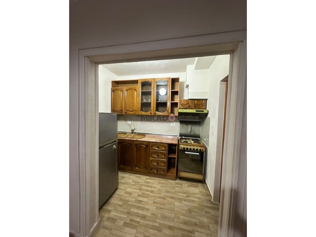 Apartament 1+1 me qira – Tirana e Re, Rr. Irfan Tomini ! 2