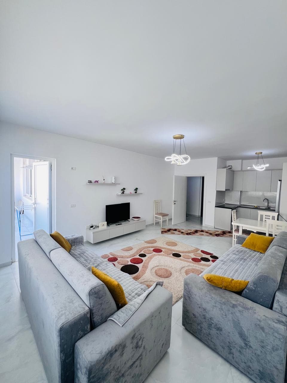 Apartament 2+1 me qira – Astir !