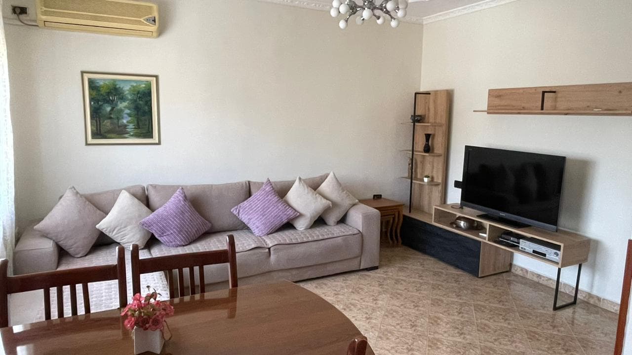 Apartament 1+1 me qira – Oxhaku !
