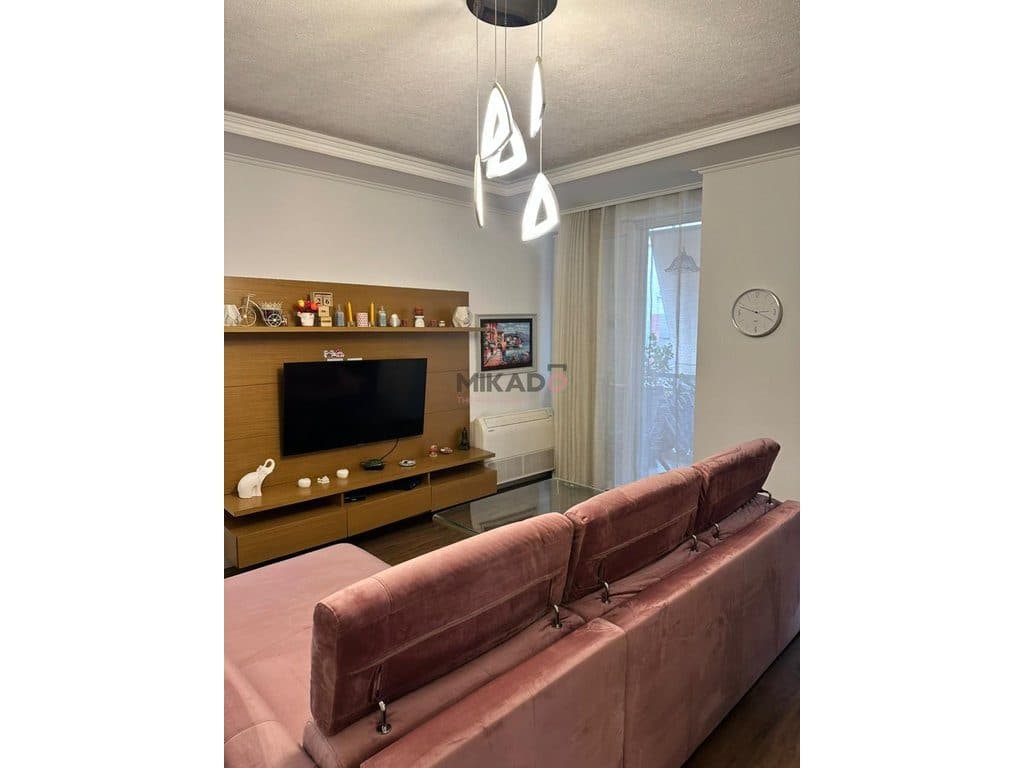 Jepet me Qira Apartament 1+1 në Fresk !