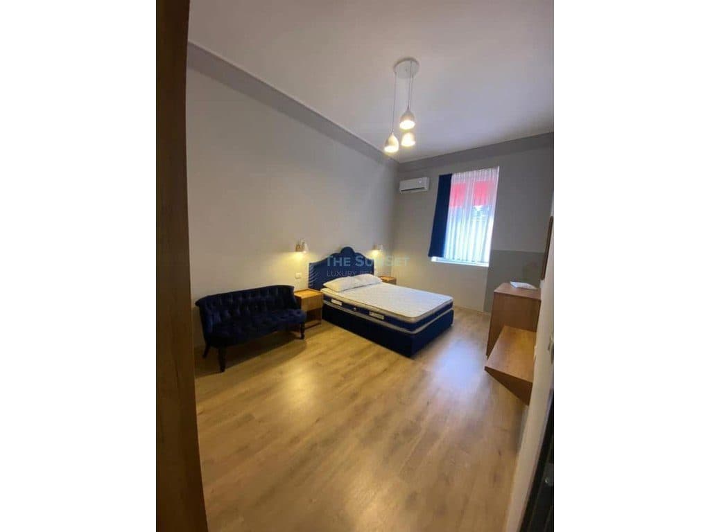 Apartament me Qira pranë Kafe Flora, Tiranë 4