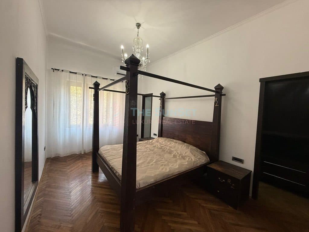 Studio për qira pranë Downtown 3