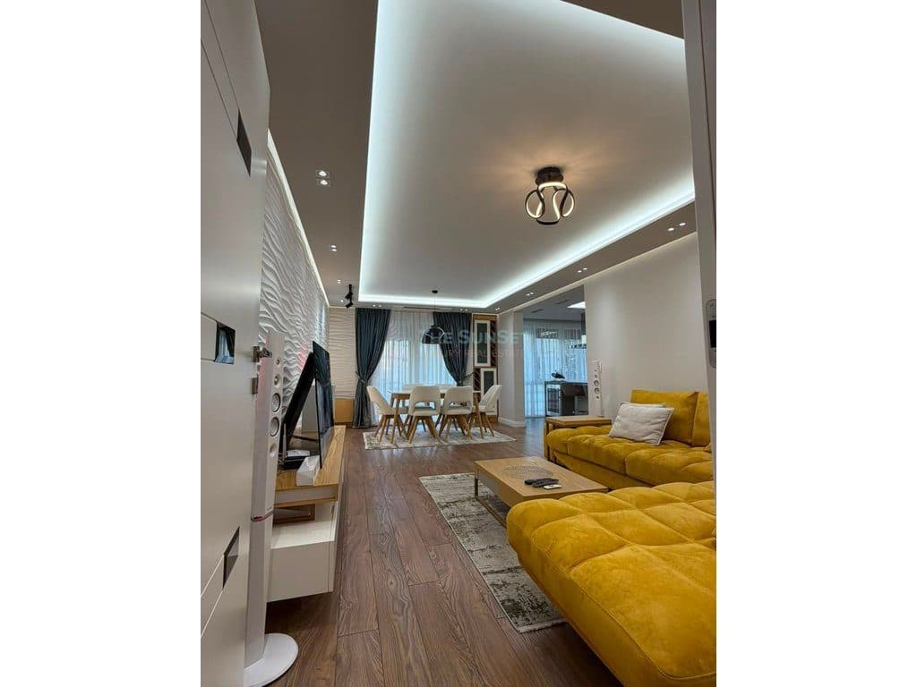 Apartament 1+1 për shitje në Laprakë