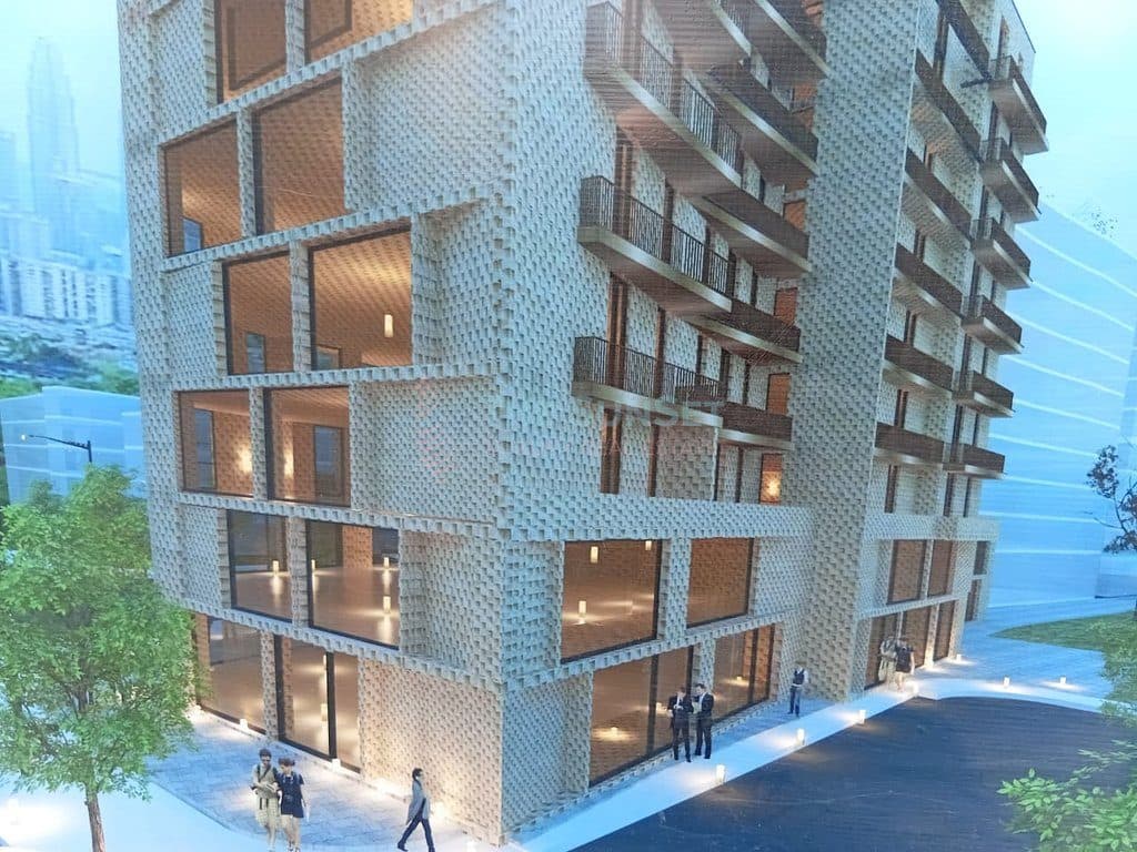 Apartament 2+1+2 për shitje te Fusha e Sportit "Ali Demi" 4