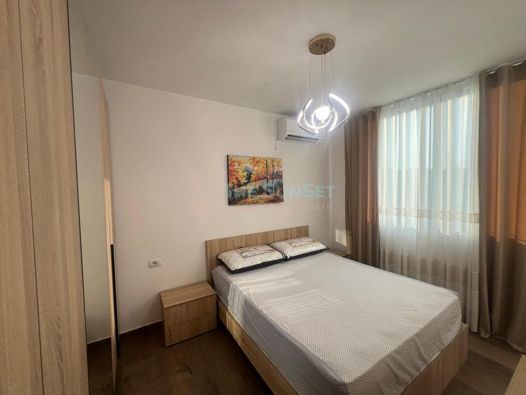 Studio për qira ditore pranë Downtown 4