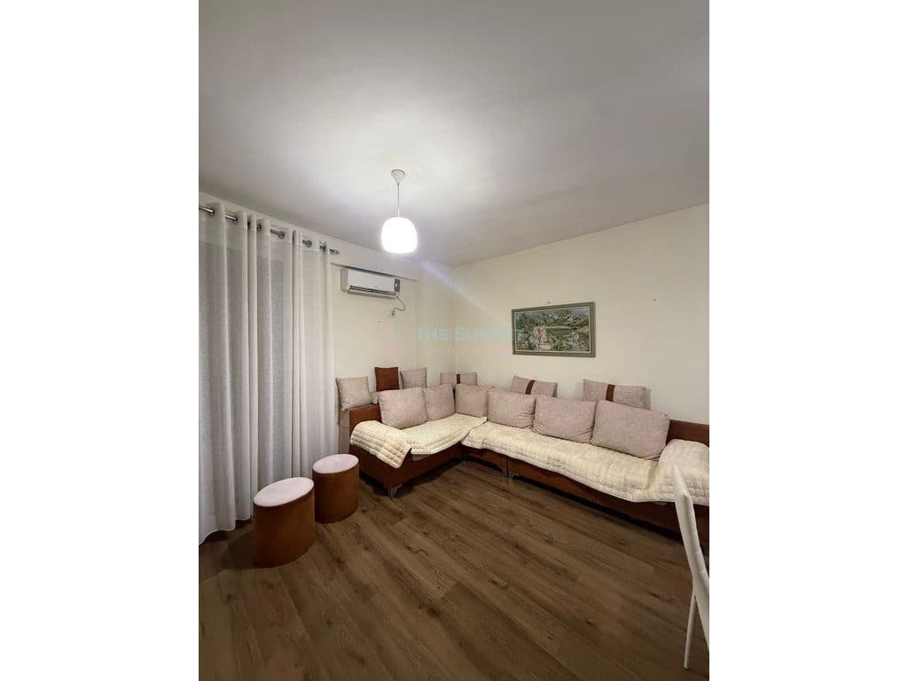 Apartament 2+1 për qira në zonën e Astirit 2
