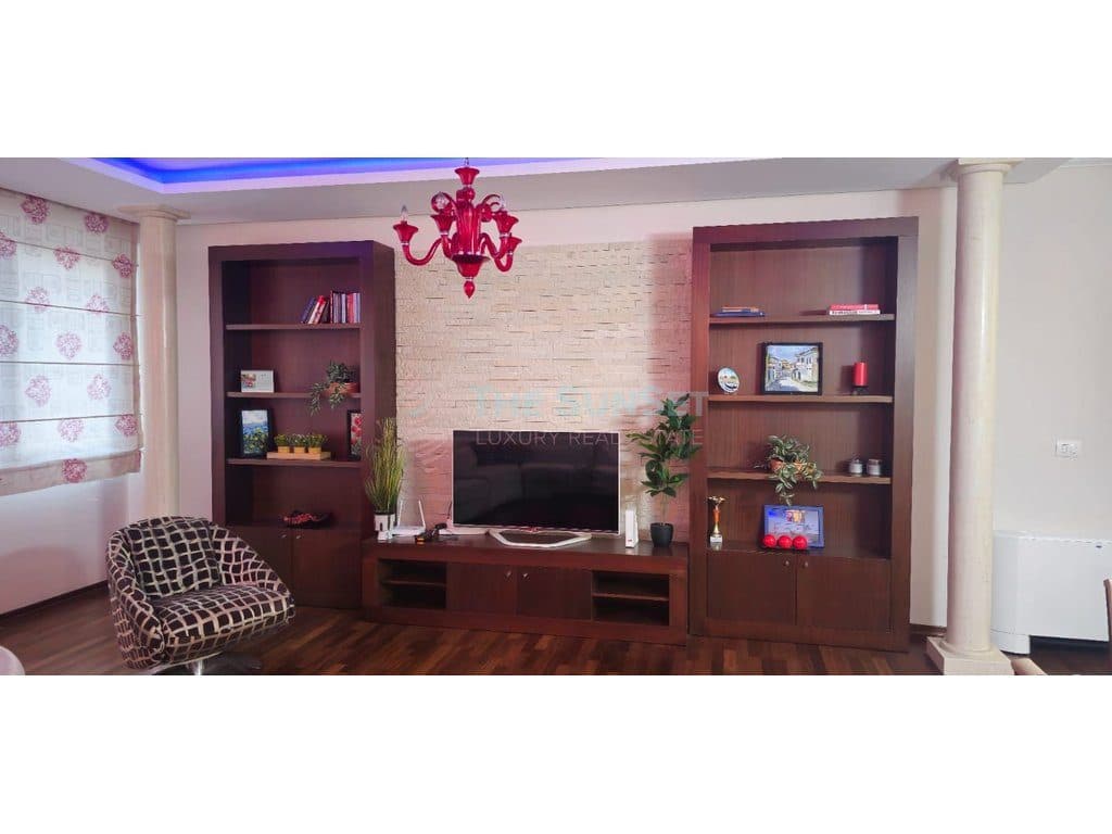Apartament 2+1 për qira në kompleksin Lake View 3