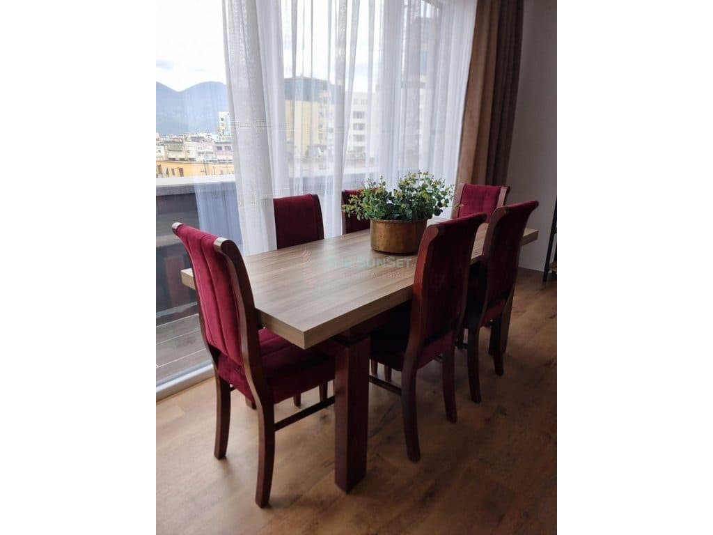 Apartament 2+1 për qira në Rrugën e Durrësit 2