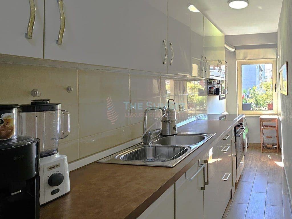 Apartament 1+1 për shitje në Rrugën Ali Demi 4