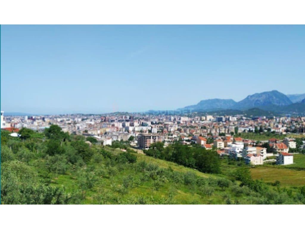 Apartament 2+1 për shitje në Farkë
