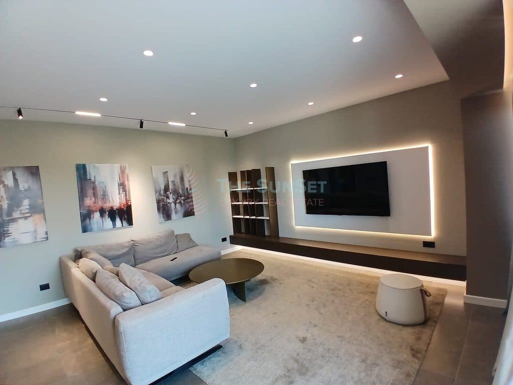 Apartament 2+1 për qira pranë Stadiumit Arena