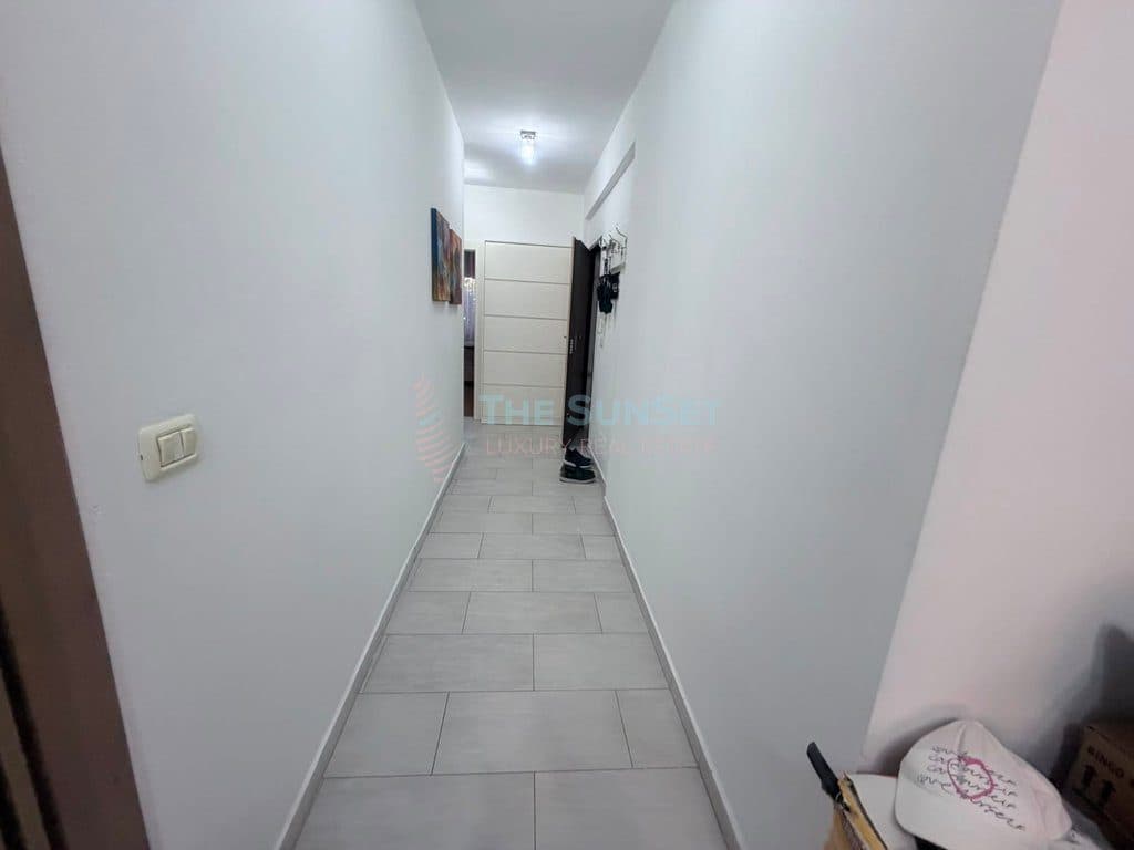 Apartament 2+1+2 për qira në Rrugën e Bogdanëve 4