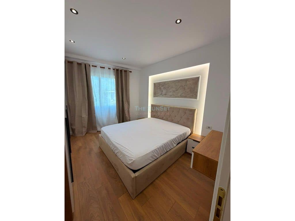 Apartament per shitje ne Kompleksin GUÇE -Zona 21 Dhjetori 4