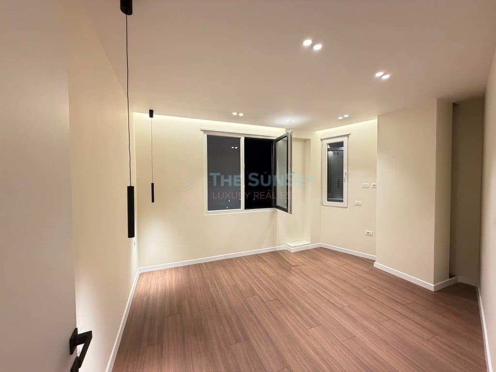 Apartament 2+1 për shitje prapa Maternitetit të Ri