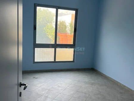 Apartament 2+1+2 për shitje në zonën e Astirit