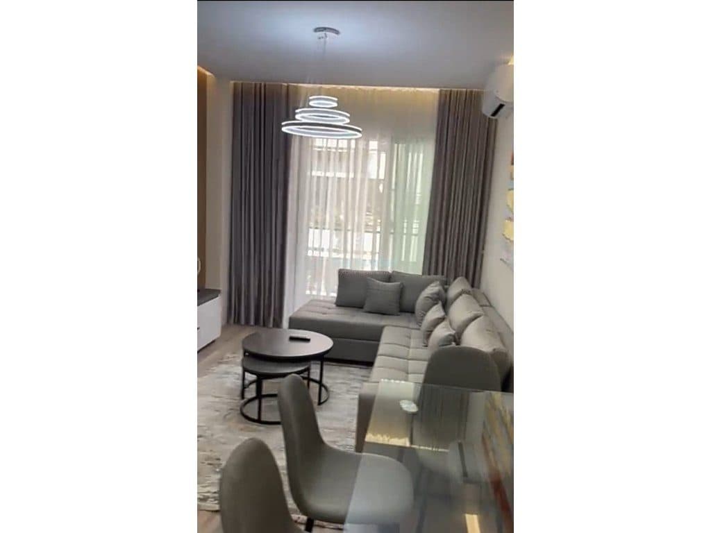 Apartamenti 2+1 per qira ne Rrugen e Kosovareve