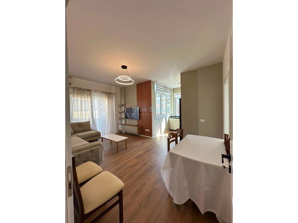 Apartament 2+1 për qira në Garden Residence