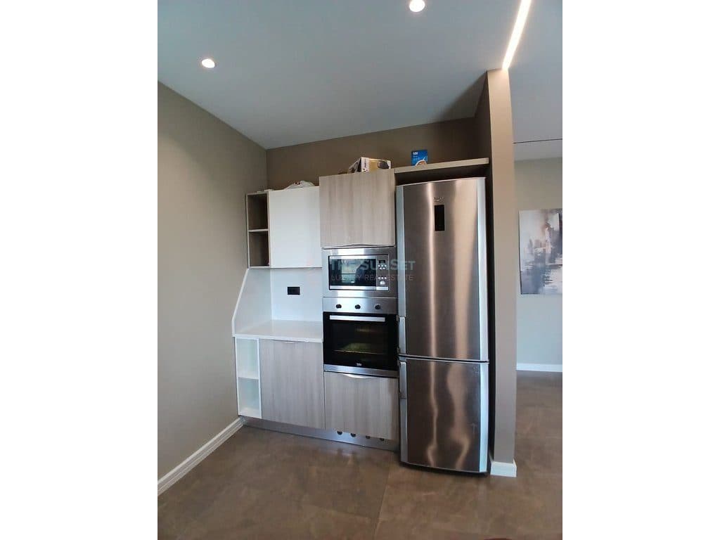 Apartament 2+1 për qira pranë Stadiumit Arena 4