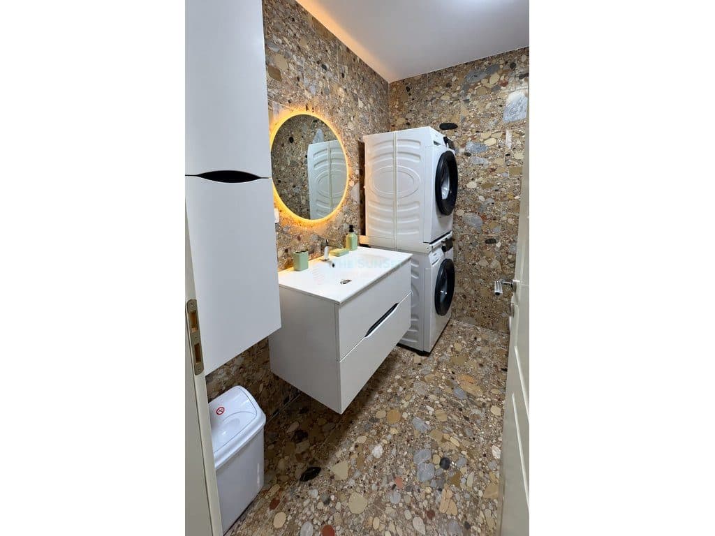 Apartament 2+1 për qira në kompleksin Lake View 2