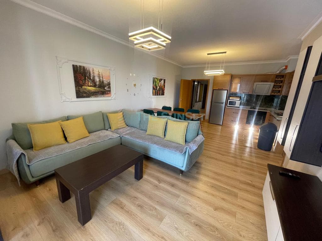 Apartament 2+1 për qira në Bllok