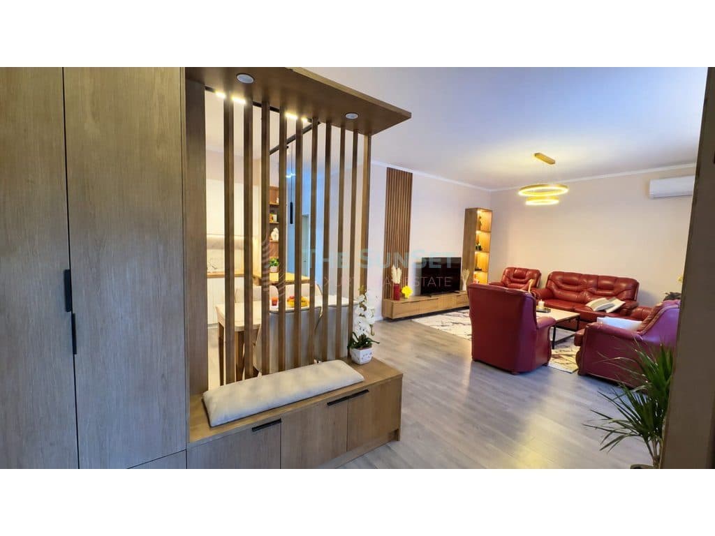 Apartament 2+1 për qira në kompleksin Lake View