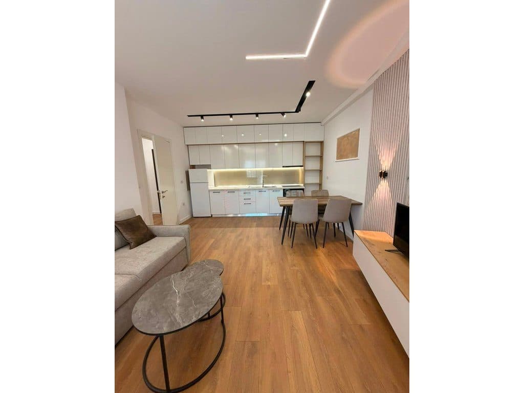 Apartament per shitje ne Kompleksin GUÇE -Zona 21 Dhjetori 3