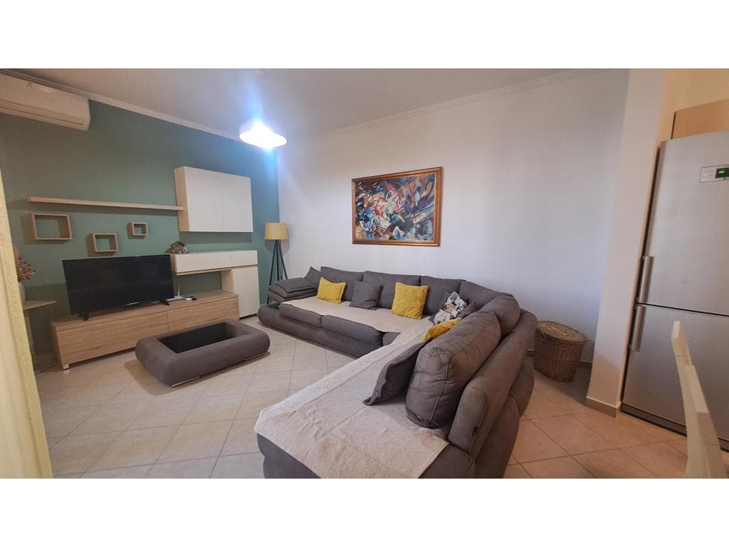 Apartament 2+1 për qira në zonën e Astirit 3