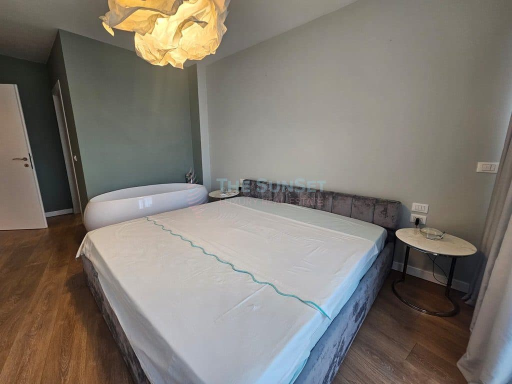 Apartament 2+1+2 për Qira – Vet Albania 4