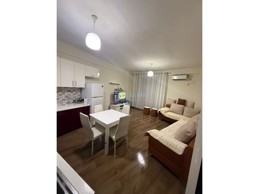Apartament 2+1 për qira në zonën e Astirit